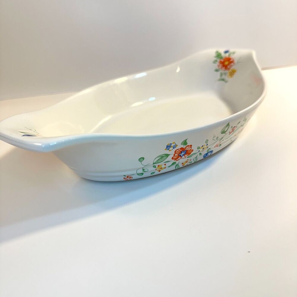 Gailstyn-Sutton Towle Housewares Primrose Casserole Dish Floral Vintage